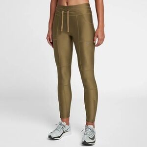 Nike pro dri fit size small army green leggings in excellent like-new condition